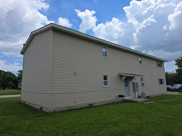 1733 Warwick Way — Photo 14