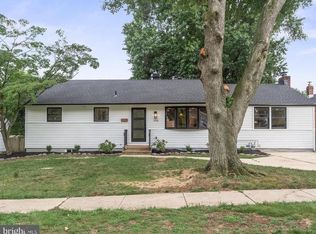 106 Cressmont Ave, Blackwood, NJ 08012