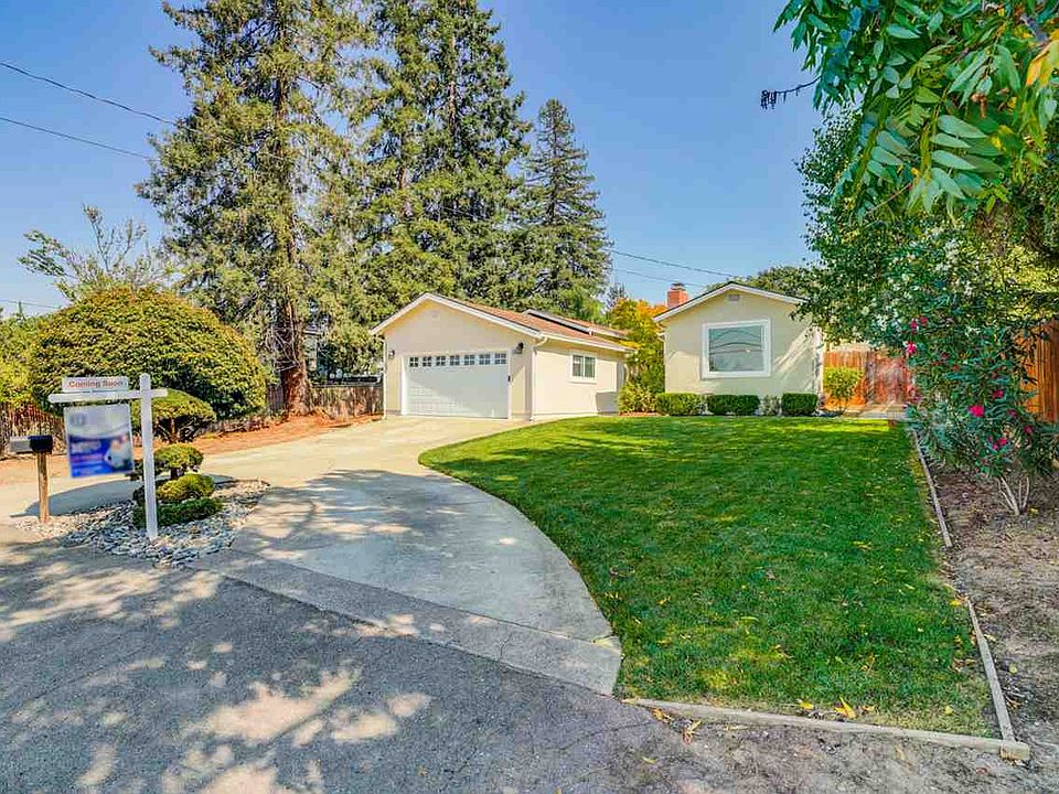 1st image of 23826 Madeiros Ave