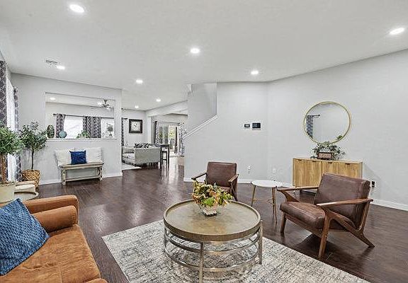 5th image of 19433 Vista Ave