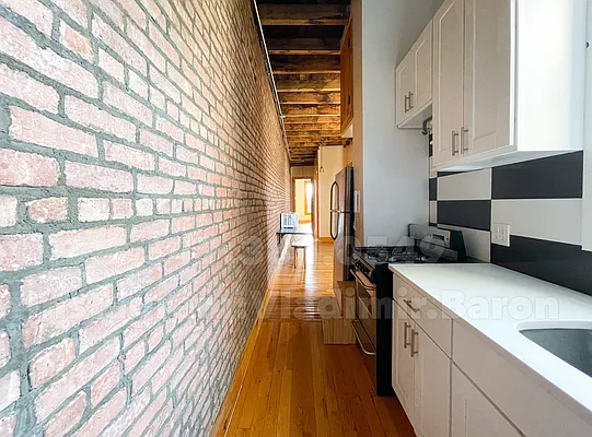 Rented by JB Mac Real Estate Inc. | media 16