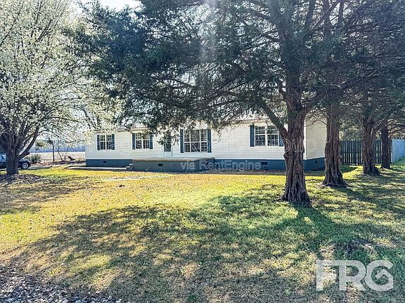 3rd image of 2057 Oakley Rd