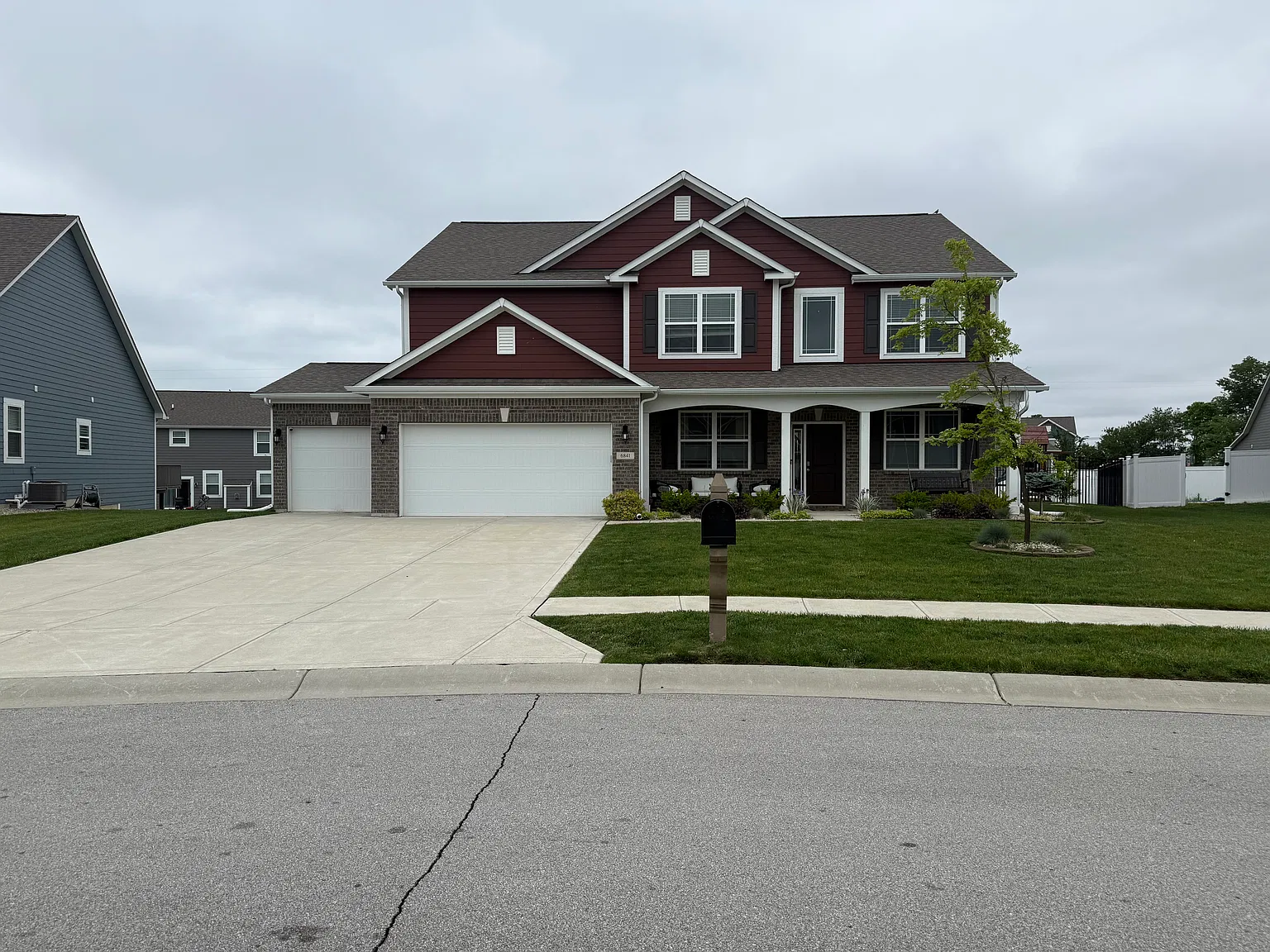 4 bed, 3556 sqft, $3,000 — Photo 1