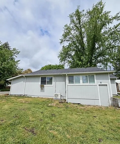 150 NE 4th Ave — Photo 6