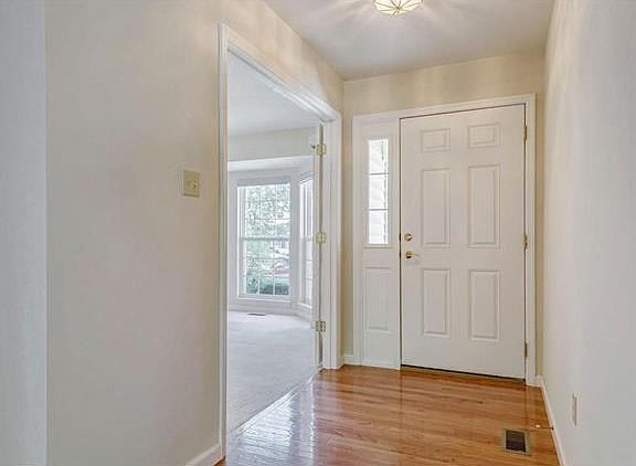 4th image of 1355 Kensington Way Dr