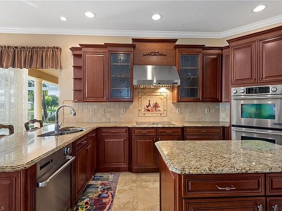 4th image of 6628 Willow Lake Cir