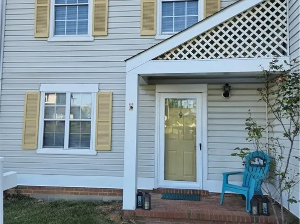 102 Lynnhaven Ct #102, Colonial Beach, VA 22443