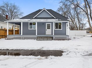 614 N 3rd St, Yakima, WA 98901