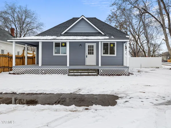 614 N 3rd St, Yakima, WA 98901
