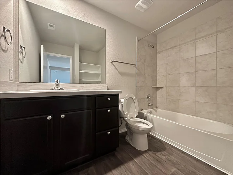 5410 Pembrokeshire Cir — Photo 23