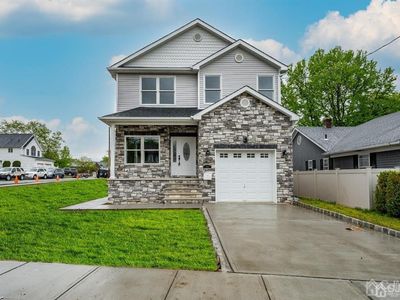 98 McCutcheon Ave, Sayreville, NJ, 08872