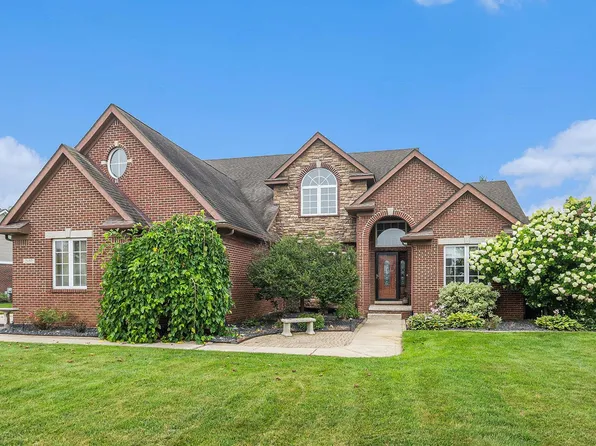 2157 Cristina Anne Ct, Howell, MI 48855