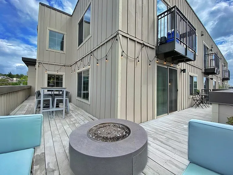 1125 E Olive St #502 — Photo 10