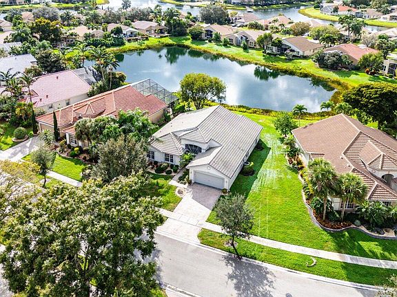 2nd image of 11518 Pamplona Boulevard