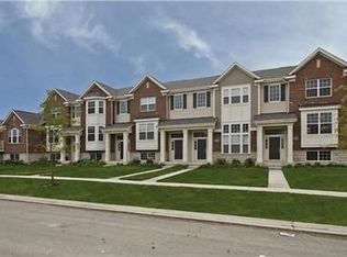 2517 Dunraven Ave, Naperville, IL 60540