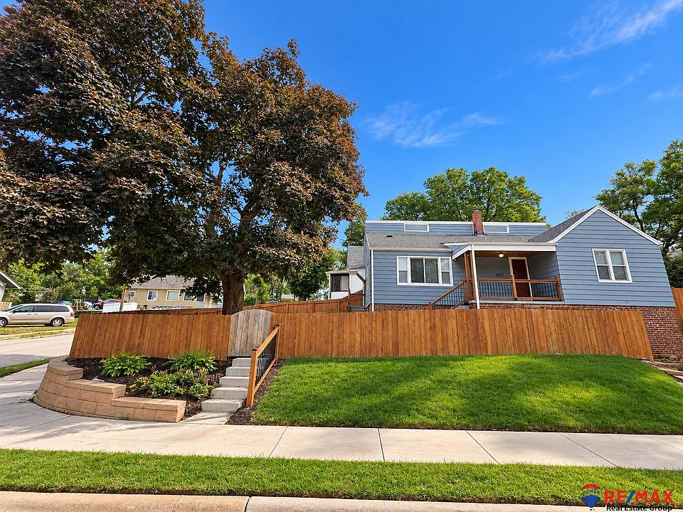 1st image of 3021 N 42nd St