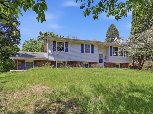 34 Hollow Horn Rd, Erwinna, PA 18920