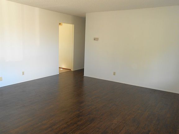 3rd image of 4228 94th Pl NE