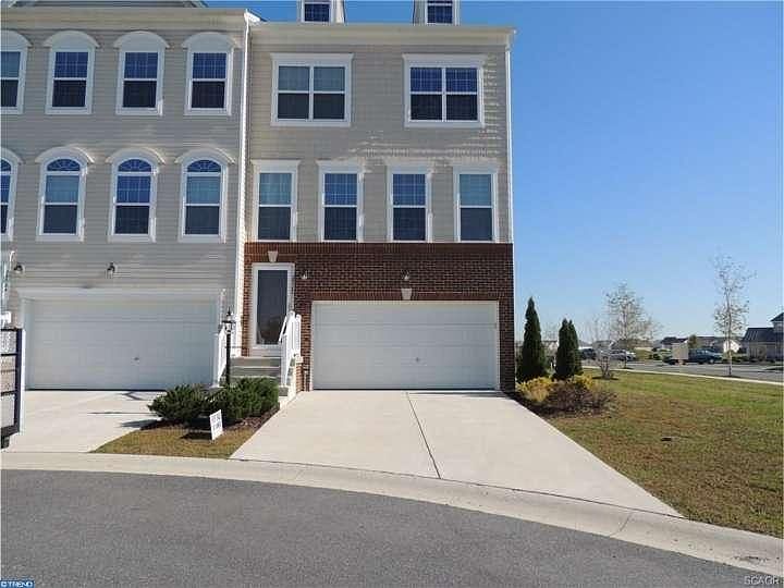1st image of 26284 Whitaker Way
