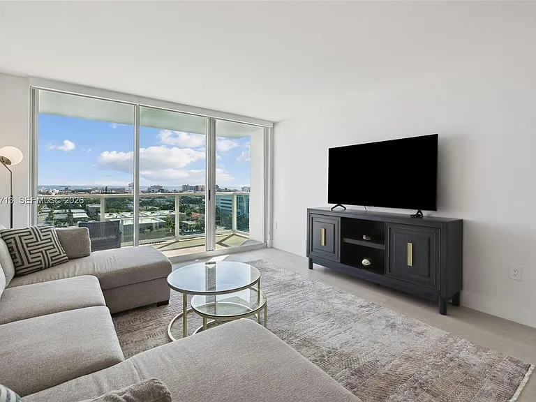 650 West Ave #1406 — Photo 6