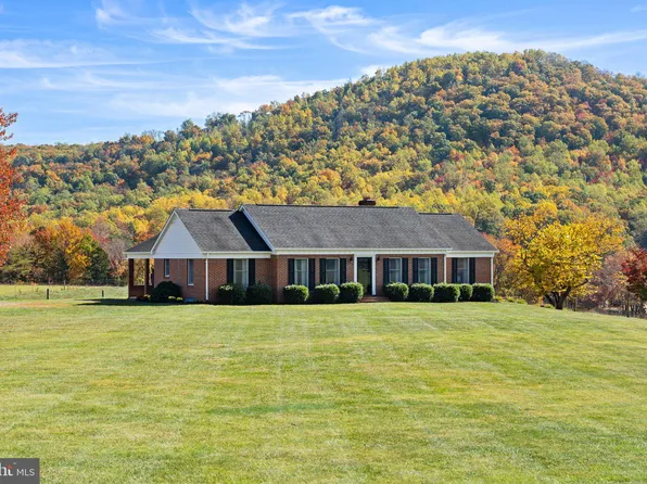 360 Cook Mountain Dr, Brightwood, VA 22715