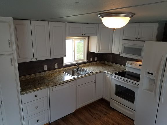 3rd image of 3928 21st Ave SE Unit 1