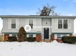 8509 Gainsborough Dr, Louisville, KY 40291