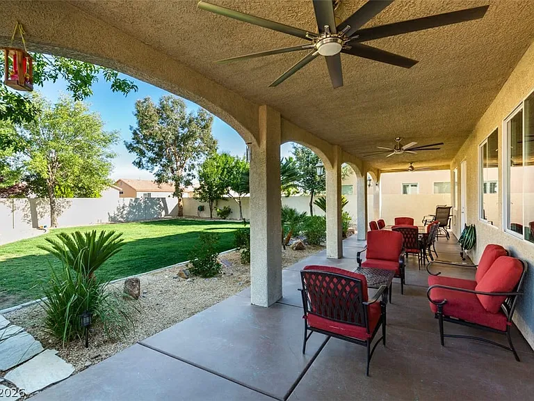 5056 Shadow Palm Ct — Photo 19