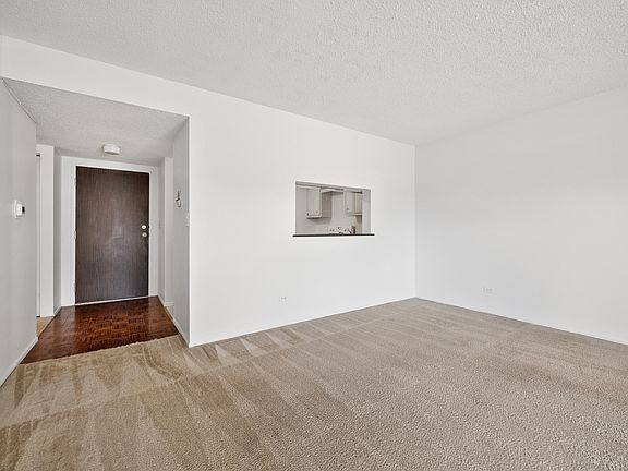 5th image of 1325 N Sterling Ave Unit 112