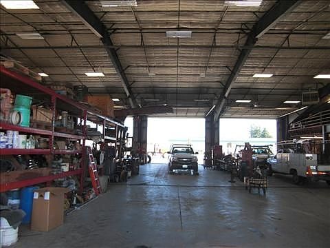 4th image of 250 Bay Lyn Dr