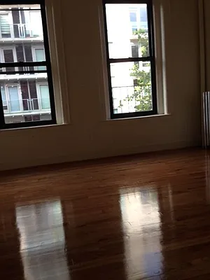 Rented by Warren T Real Estate Corp. | media 16