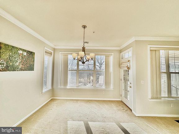 3rd image of 622 Masterson Ct