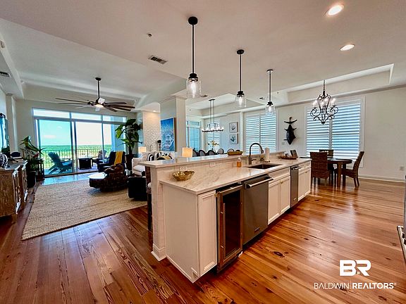 4th image of 4851 Wharf Pkwy Penthouse 1116
