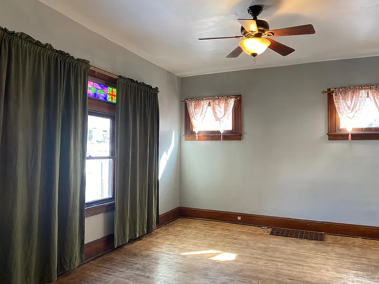 368 Elm Ave — Photo 7