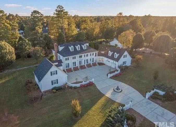 2nd image of 7007 Scarlett Ln