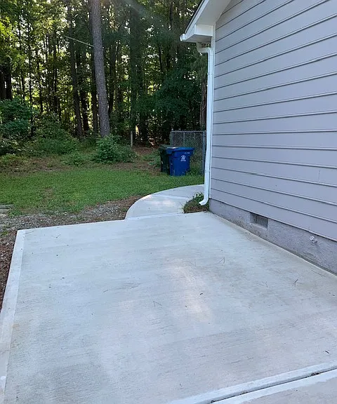 315 Alcona Ave — Photo 21