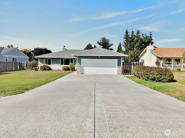 860 W Sylvester Court, Sequim, WA 98382