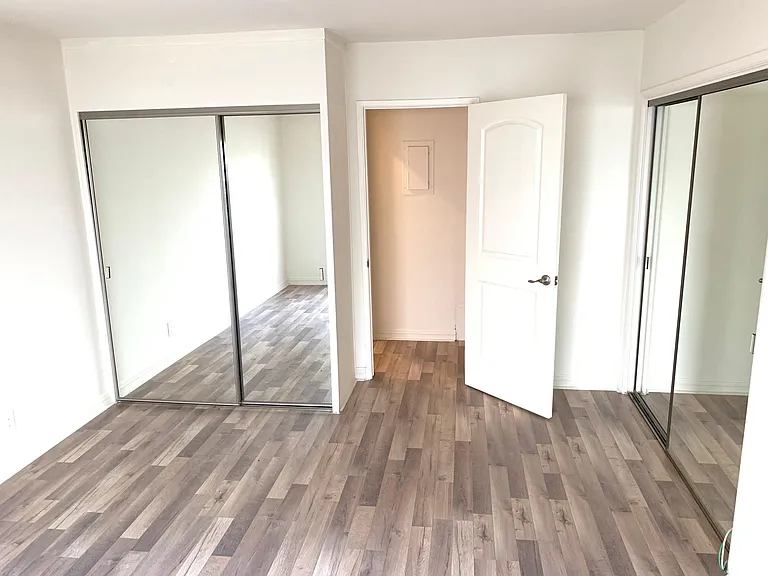 1124 5th St #102 — Photo 10