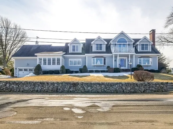 33 Stanley Dr, Haverhill, MA 01830