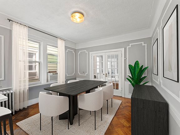 2nd image of 148 Kenilworth Pl #2