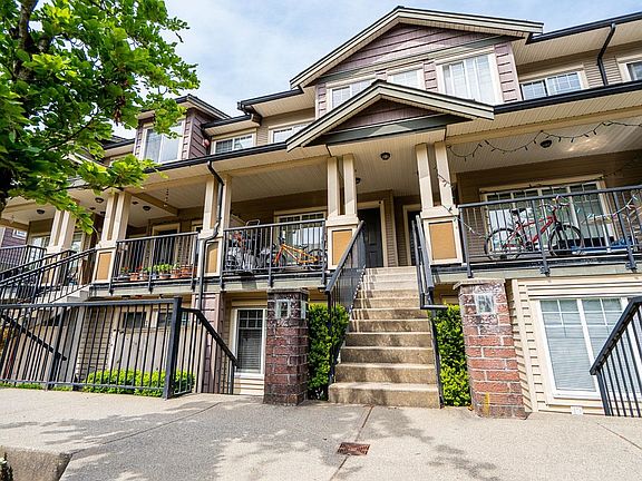 2nd image of 13958 108th Ave #103