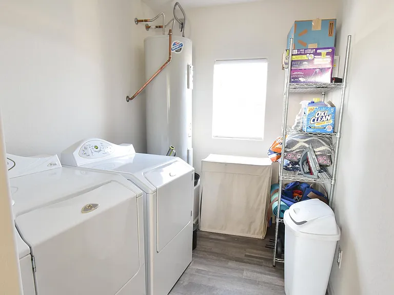 347 E Impala Ct — Photo 16