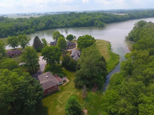 13 Green Hills Ct, Greentown, IN 46936