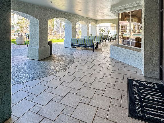 3rd image of 1100 N PRIEST Drive #1130