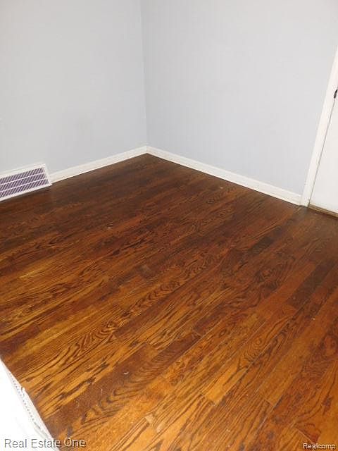 203 S Wilson Ave, photo 26