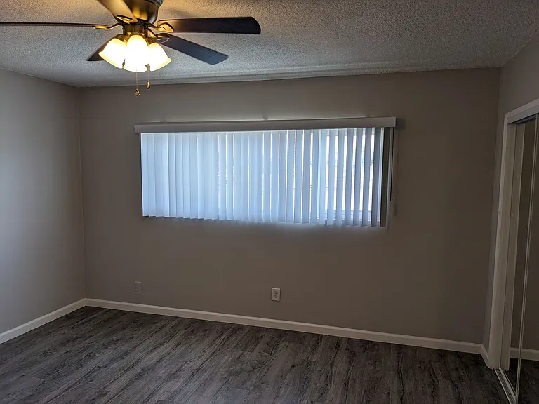 2758 Orange Ave — Photo 14