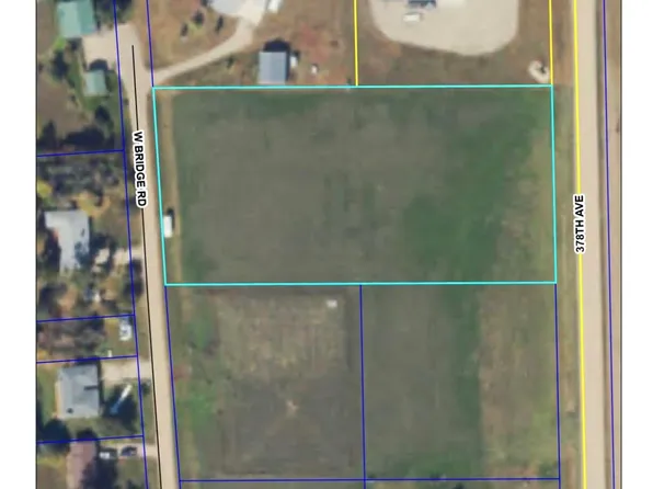 127070 W Bridge Rd, Aberdeen, SD 57401