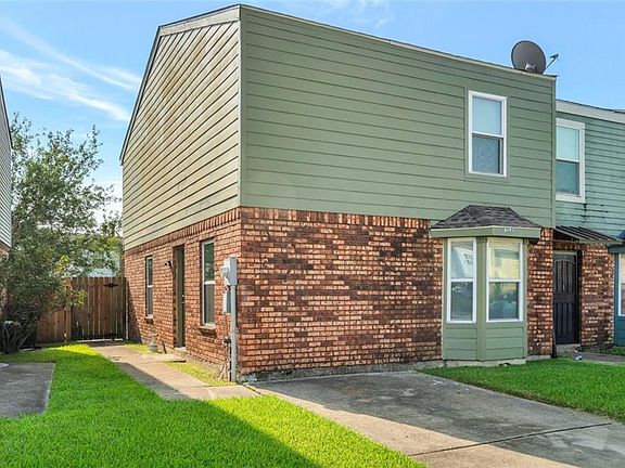 2nd image of 5125 Lakeview Ct