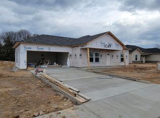 1088 Ozark Ave, Mountain Home, AR 72653