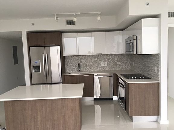 3rd image of 8500 NW 52nd St